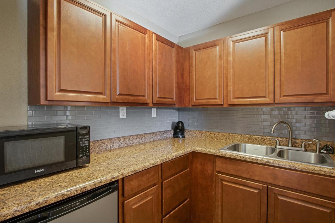 Capital O Hotel Richmond Hill/Savannah Area I-95 Ngoại thất bức ảnh