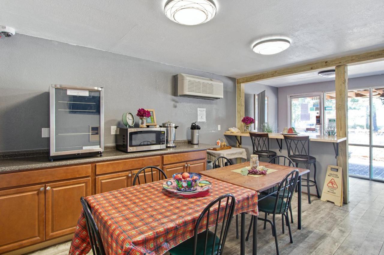 Capital O Hotel Richmond Hill/Savannah Area I-95 Ngoại thất bức ảnh